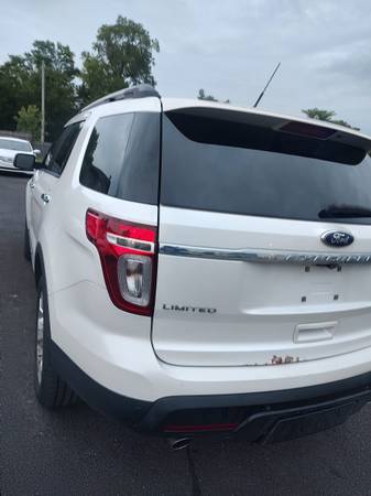 2013 Ford Explorer XLT 4dr 4x4 Automatic — photo 8