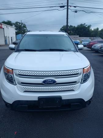 2013 Ford Explorer XLT 4dr 4x4 Automatic — photo 4