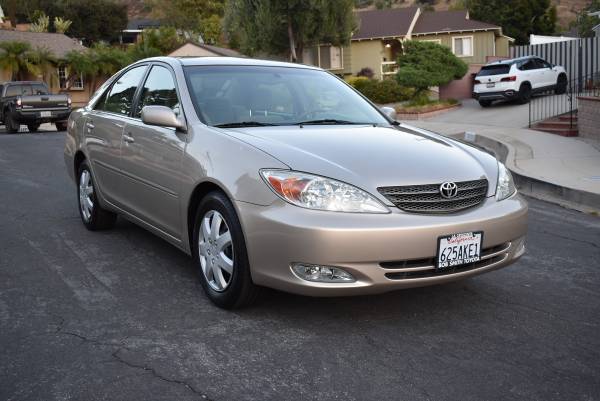 2004 Toyota Camry SE — photo 7