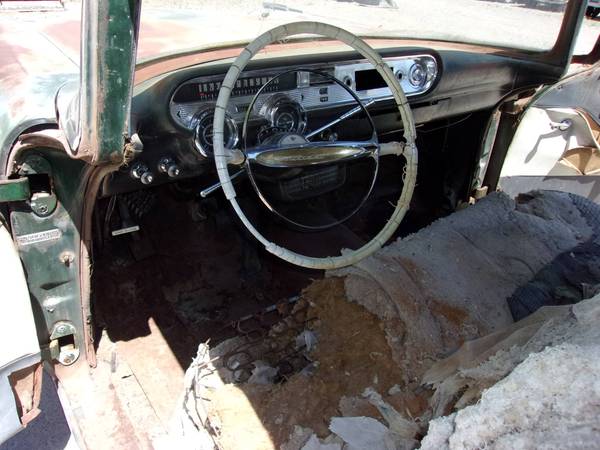 1957 Pontiac Chieftain Safari — photo 6