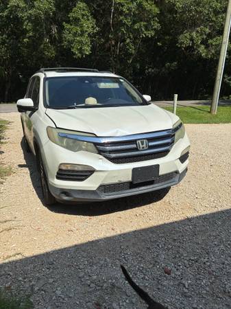 2016 Honda Pilot Touring 4dr All-wheel Drive Automatic — photo 5
