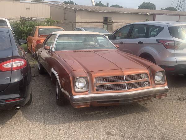 1975 Chevrolet Laguna — photo 1