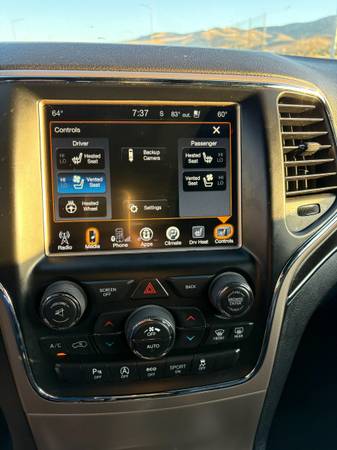 2017 Jeep Grand Cherokee SRT 4dr 4x4 Automatic — photo 12