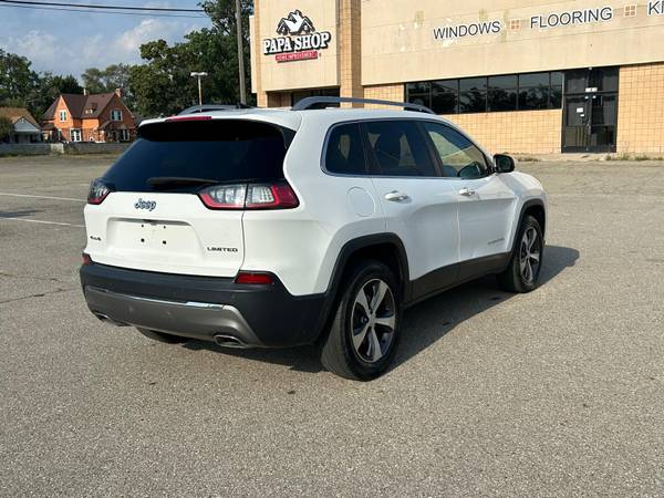 2020 Jeep Chrokee Limited — photo 4