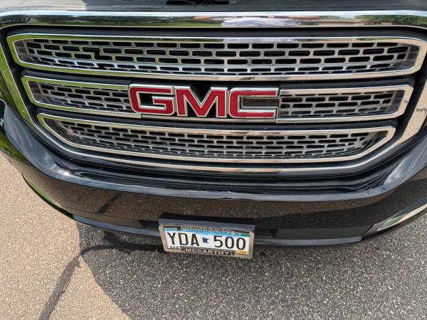 2017 GMC Yukon SLT — photo 4
