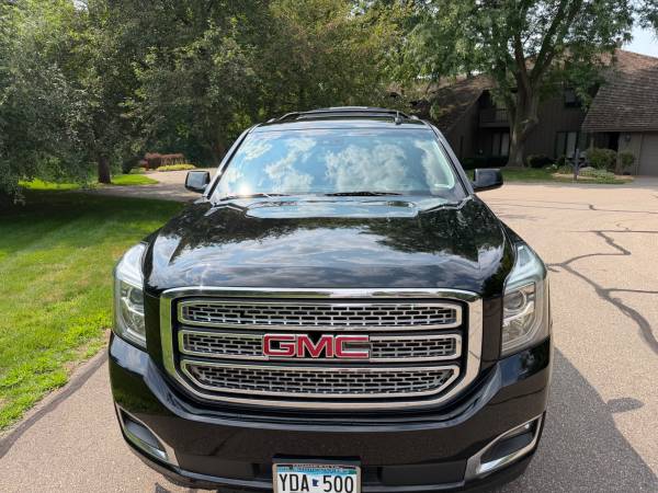 2017 GMC Yukon SLT — photo 3