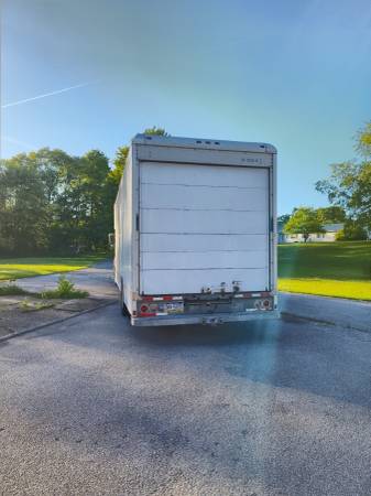 2026 GMC C6500 Box — photo 4