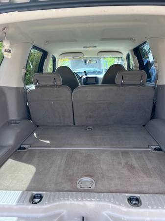 2002 Ford Explorer XLS 4dr 4x2 Manual — photo 10