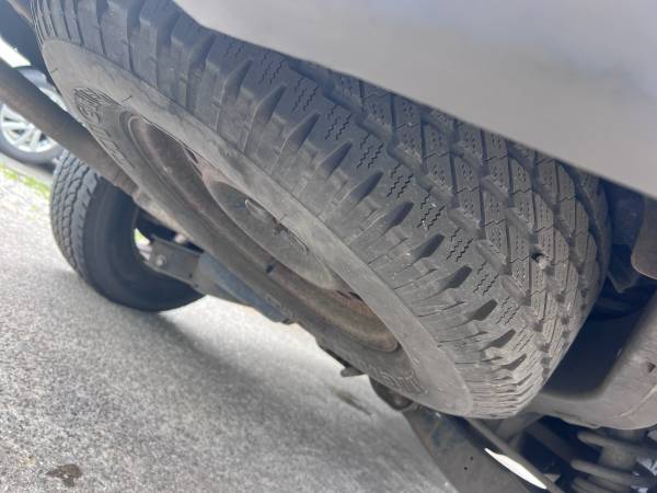 2002 Ford Explorer XLS 4dr 4x2 Manual — photo 12