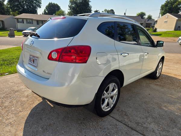2010 Nissan Rouge — photo 3