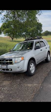 2008 Ford Escape XLT 3.0L 4dr 4x4 Automatic — photo 6