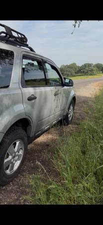 2008 Ford Escape XLT 3.0L 4dr 4x4 Automatic — photo 10