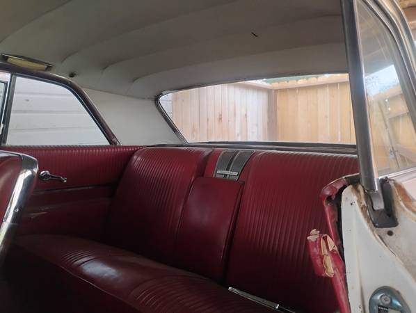 1962 Pontiac Grand Prix — photo 6