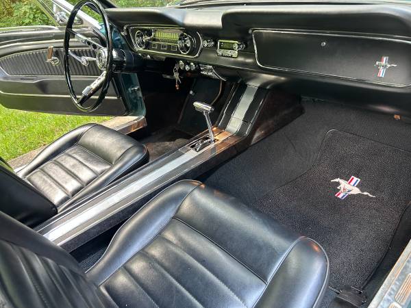 1965 Ford Mustang — photo 8