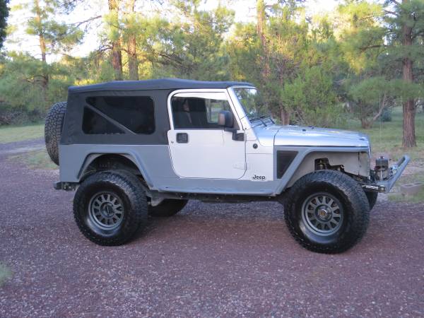 2004 Jeep Wrangler Unlimited 2dr 4x4 LWB Automatic — photo 2