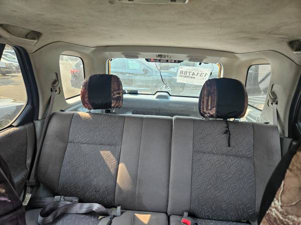 2004 Isuzu Rodeo S V6 — photo 5