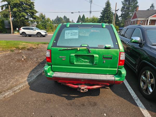 2004 Isuzu Rodeo S V6 — photo 3