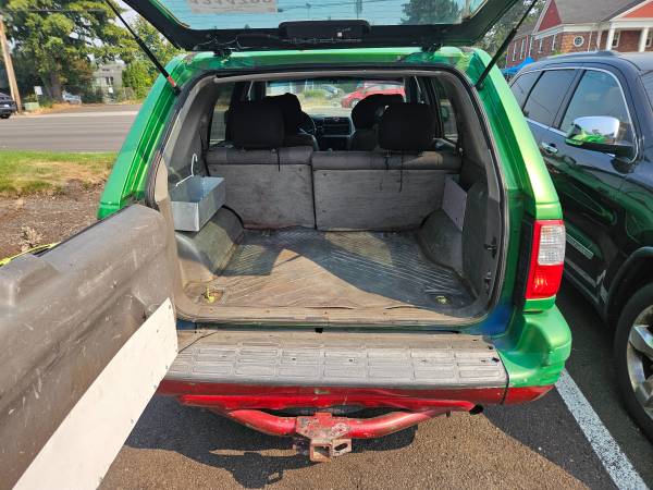 2004 Isuzu Rodeo S V6 — photo 7
