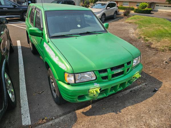 2004 Isuzu Rodeo S V6 — photo 4