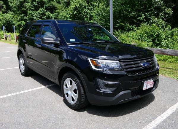 2016 Ford Utility Police Interceptor Base All-wheel Drive Automatic — photo 1
