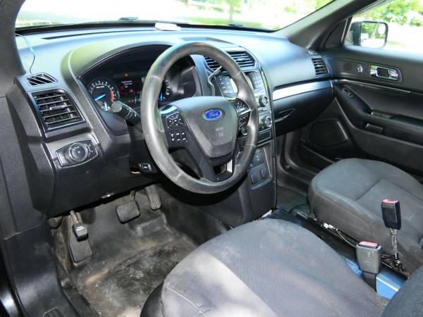 2016 Ford Utility Police Interceptor Base All-wheel Drive Automatic — photo 11