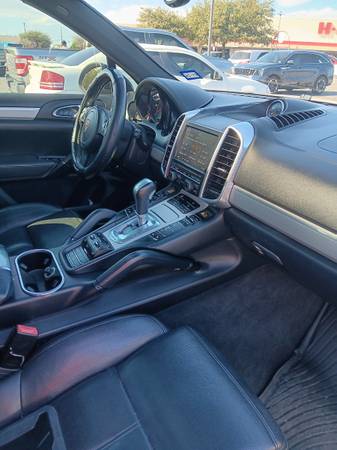 2012 Porsche Cayenne S 4dr All-wheel Drive Automatic — photo 6
