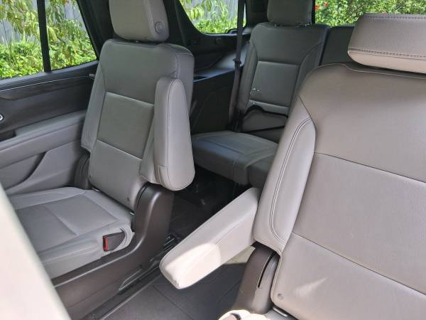 2022 Chevrolet Tahoe Z71 4x4 Automatic — photo 8