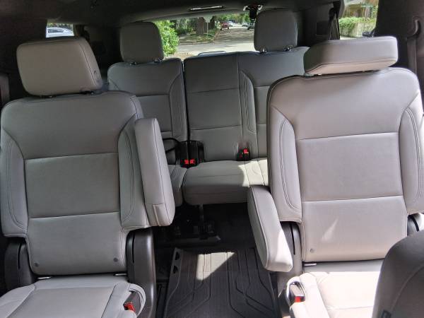 2022 Chevrolet Tahoe Z71 4x4 Automatic — photo 10