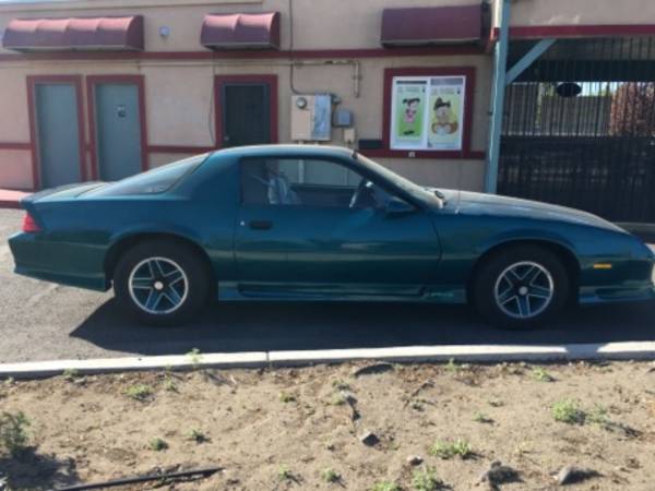 1991 Chevrolet Camaro RS 2dr Hatchback — photo 1