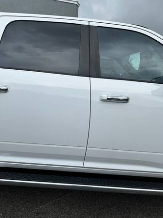 2015 Dodge Ram Big — photo 9
