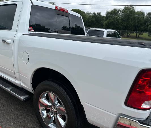 2015 Dodge Ram Big — photo 4