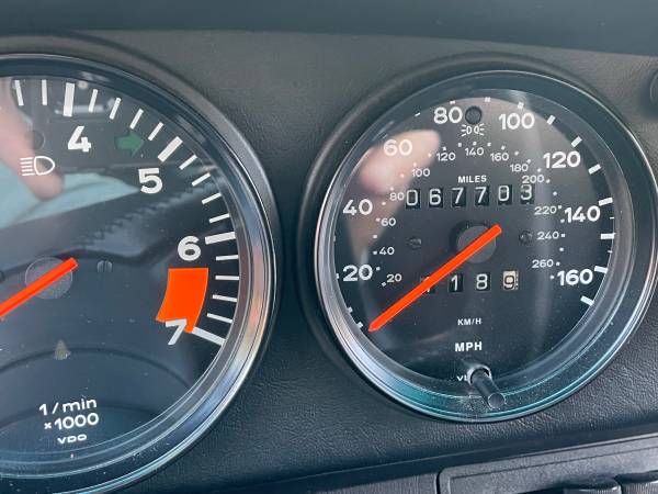 1989 Porsche 911 Carrera 2dr Coupe — photo 2