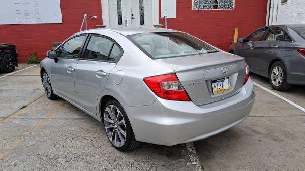 2012 Honda Civic LX 2dr Coupe Automatic — photo 1