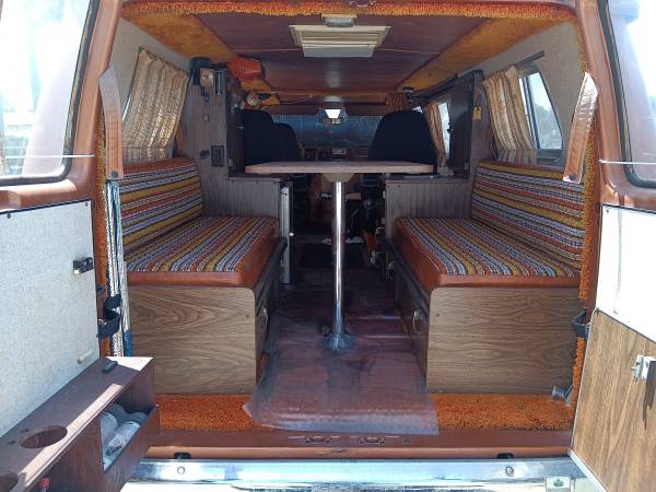 1976 Chevrolet G20 Camper — photo 8