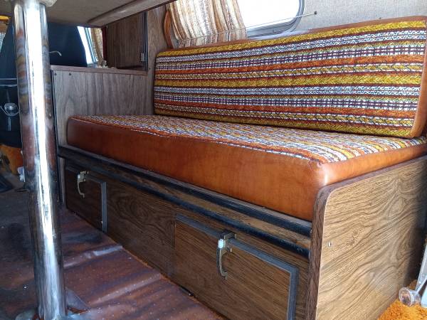 1976 Chevrolet G20 Camper — photo 5
