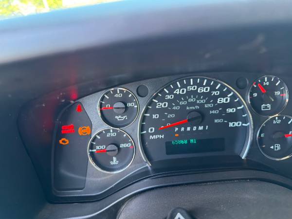 2014 Chevrolet Express 3500 DIESEL Rear-wheel Drive Cargo Van Automatic — photo 5