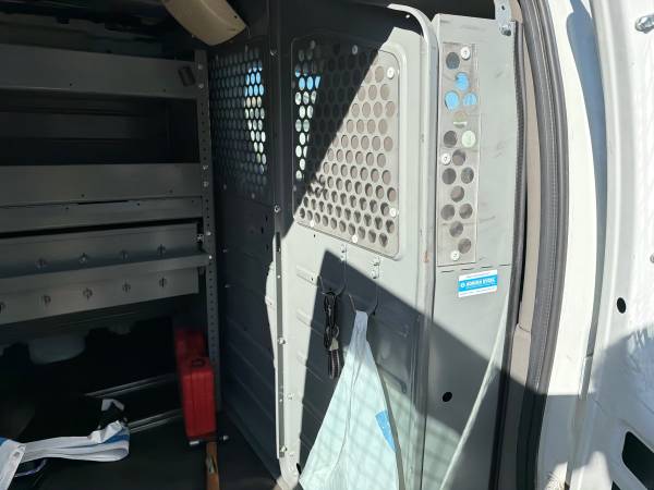 2014 Chevrolet Express 3500 DIESEL Rear-wheel Drive Cargo Van Automatic — photo 11