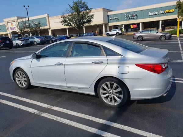 2011 Hyundai Sonata SE 2.0T 4dr Sedan Automatic — photo 1