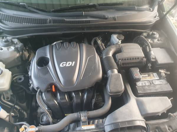 2011 Hyundai Sonata SE 2.0T 4dr Sedan Automatic — photo 2