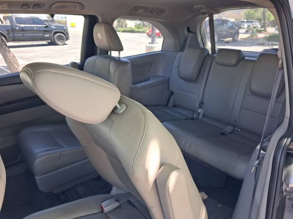 2015 Honda Odyssey EX-L Passenger Van Automatic — photo 12