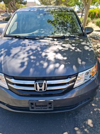 2015 Honda Odyssey EX-L Passenger Van Automatic — photo 5