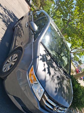 2015 Honda Odyssey EX-L Passenger Van Automatic — photo 4