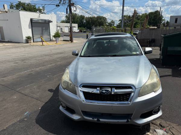 2014 Subaru Legacy 2.5i 4dr All-wheel Drive Sedan CVT — photo 2