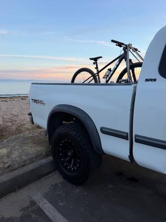 2002 Toyota Tundra SR5 V8 2dr 4x4 Regular Cab Automatic — photo 9