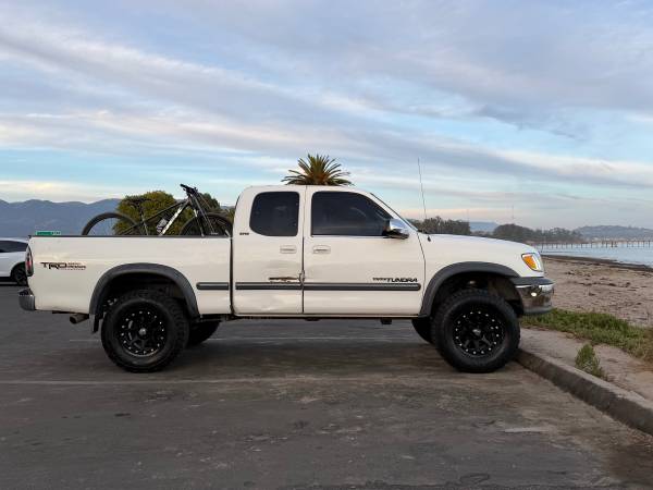 2002 Toyota Tundra SR5 V8 2dr 4x4 Regular Cab Automatic — photo 2