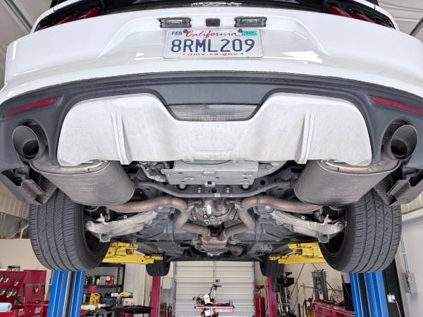 2016 Ford Mustang EcoBoost Premium 2dr Fastback Manual — photo 12