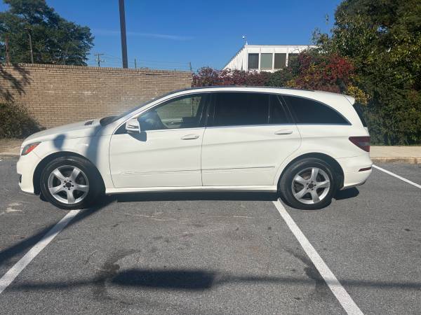 2011 Mercedes-Benz R350 — photo 5