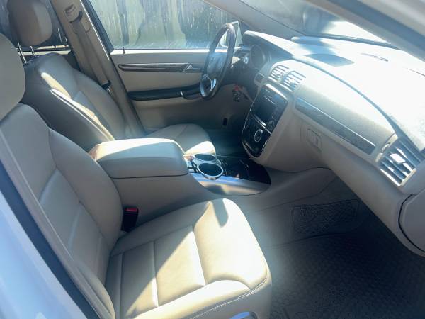 2011 Mercedes-Benz R350 — photo 8