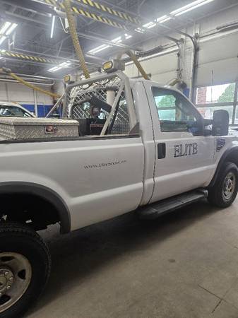 2008 Ford E-350 Super Duty Recreational — photo 2