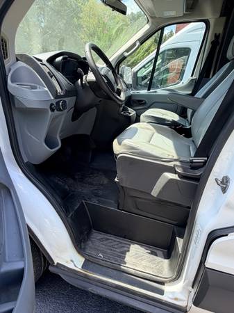 2020 Ford Transit Connect XL Cargo Van Automatic — photo 11